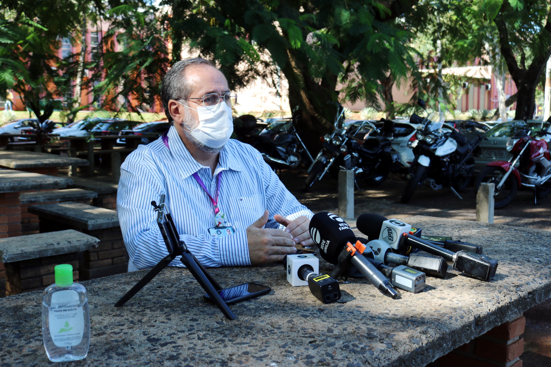 Foto do superintendente do Hospital de Clínicas, Antonio Gonçalves de Oliveira Filho